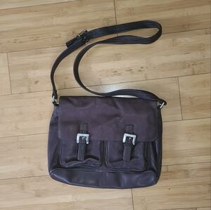 Stone Mountain | Crossbody Messenger Bag